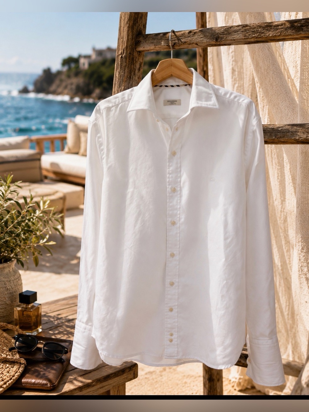 Burberry White Dress Shirt with Pointed Collar EU 43